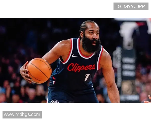 哈登晒照庆祝新赛季首胜！盛赞快船贵重主场 重申名言：我便是系统